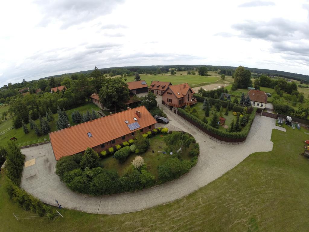 Stajnia Lipowo 45 Vila Exterior foto